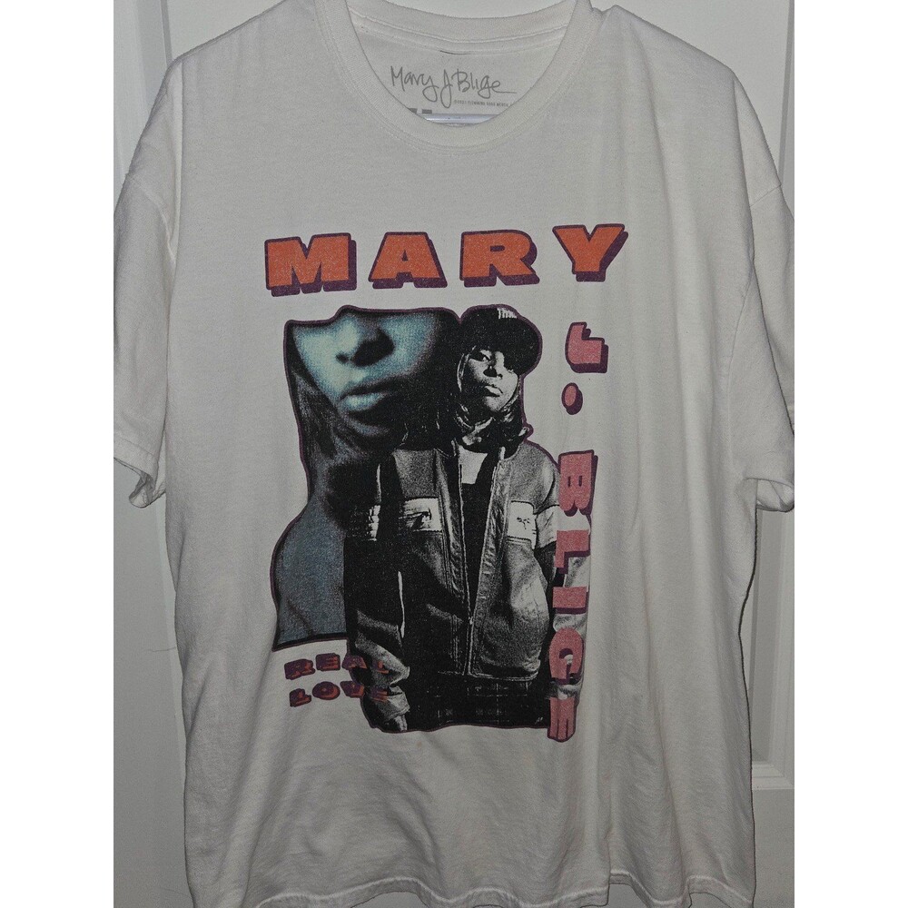 Mary J Blige T-Shirt Medium